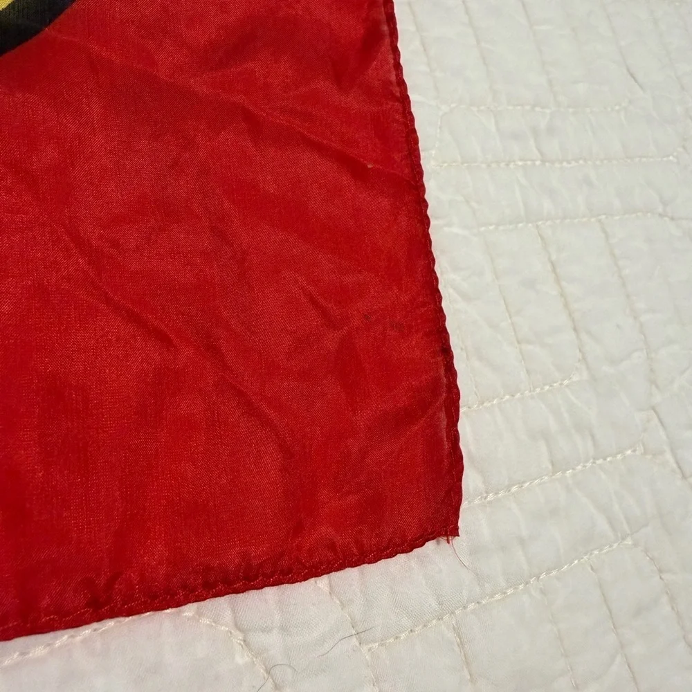 N/A 100% silk
